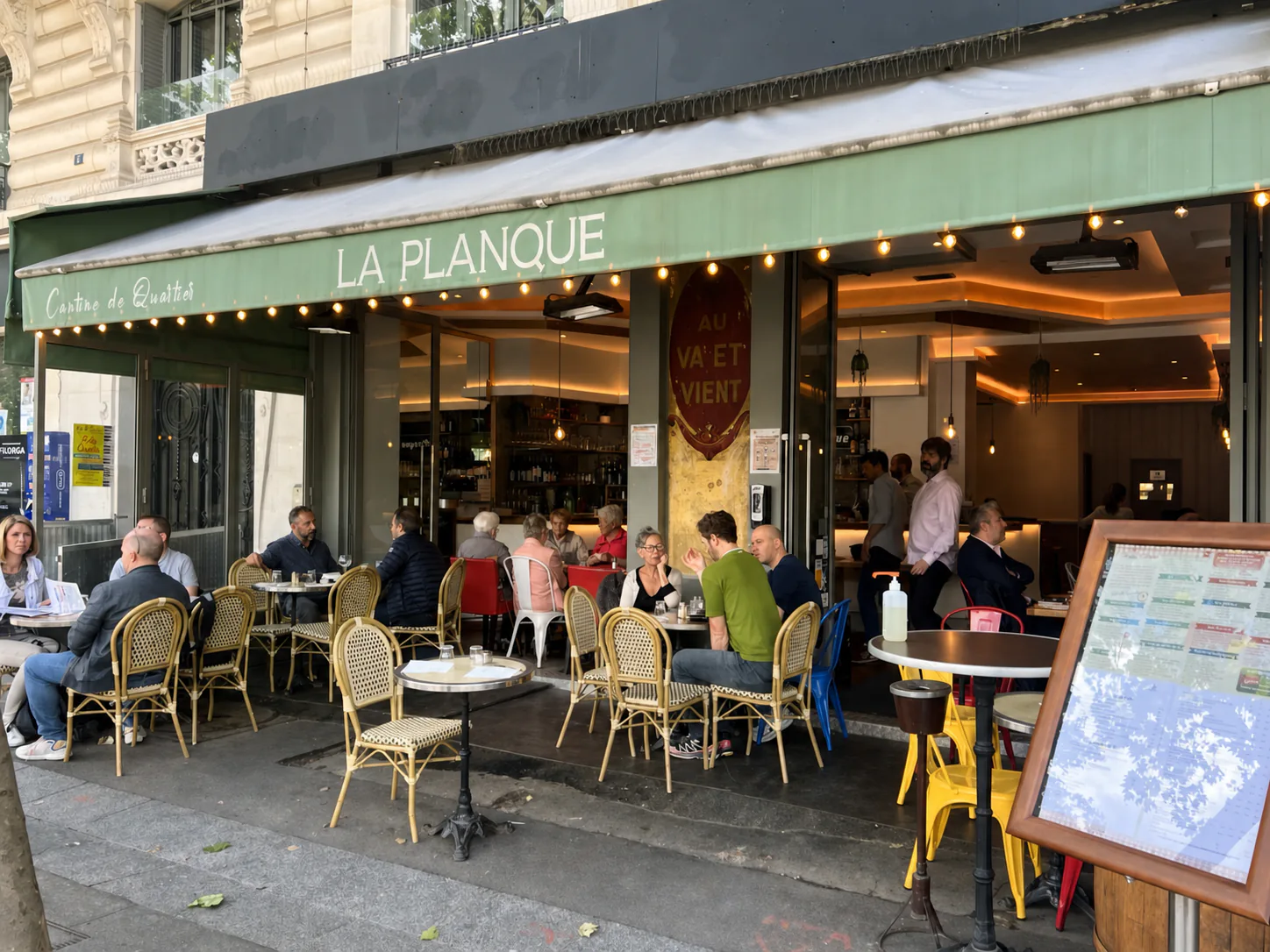 Au Va et Vient — l’adresse
